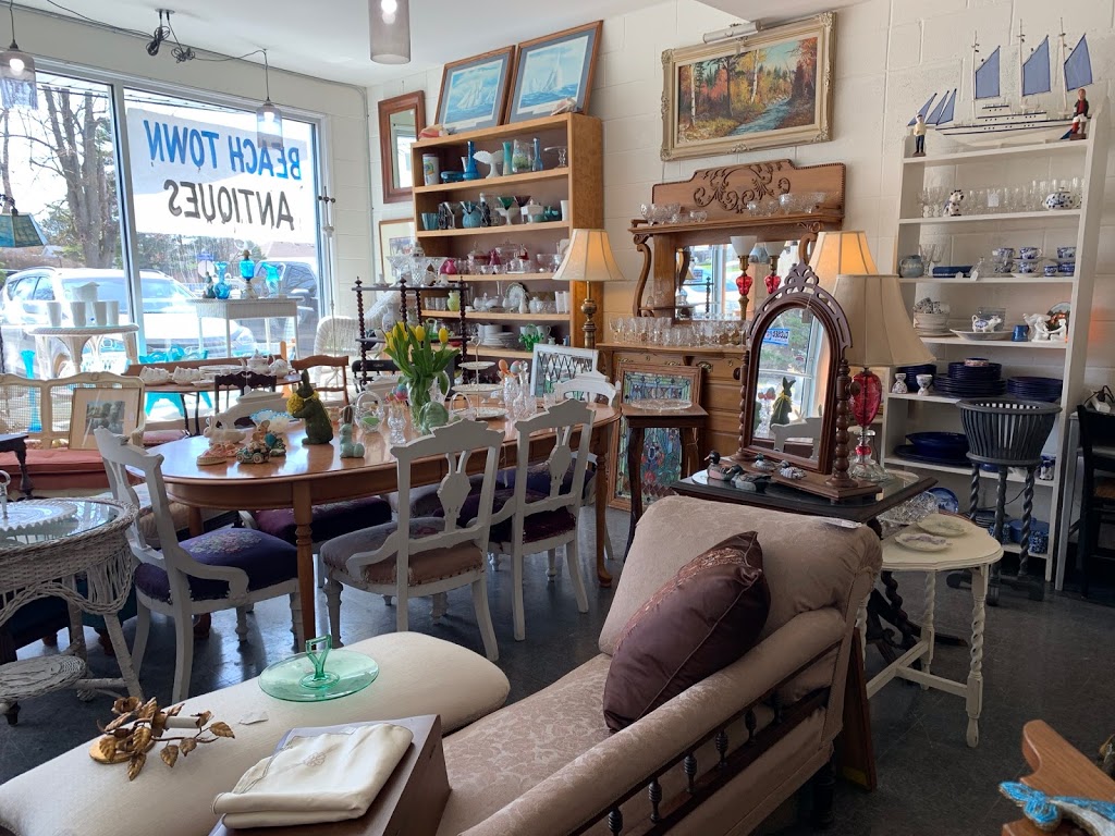 Beach Town Antiques | 3822 Dominion Rd, Ridgeway, ON L0S 1N0, Canada | Phone: (905) 353-7502