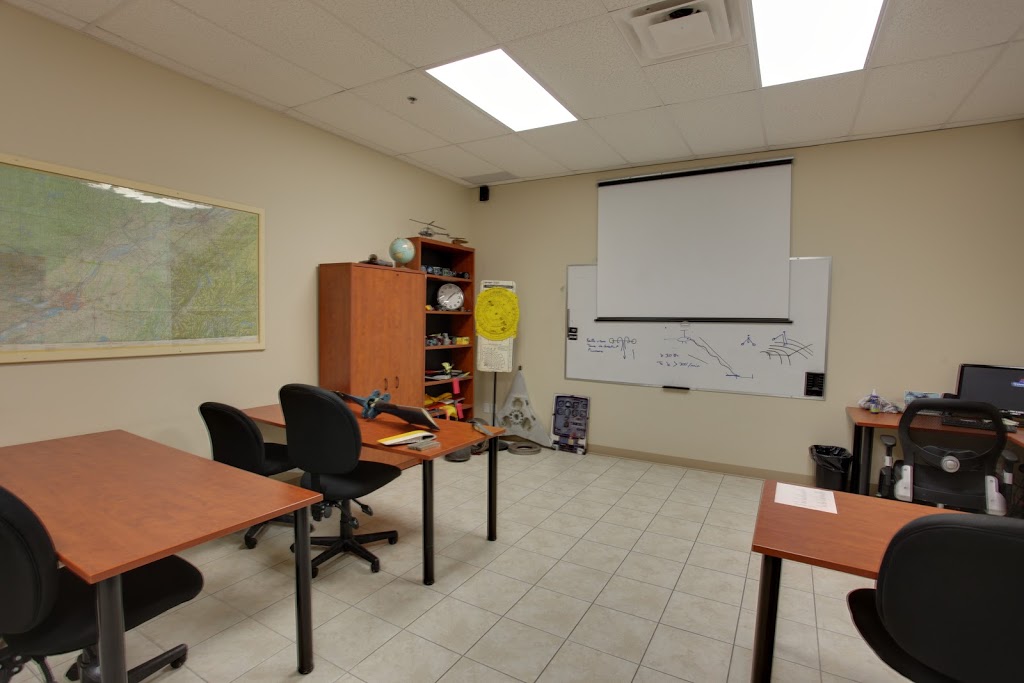 Helicraft - Helicopter Flight School | 6500 Ch de la Savane, Saint-Hubert, QC J3Y 8Y9, Canada | Phone: (514) 686-7046