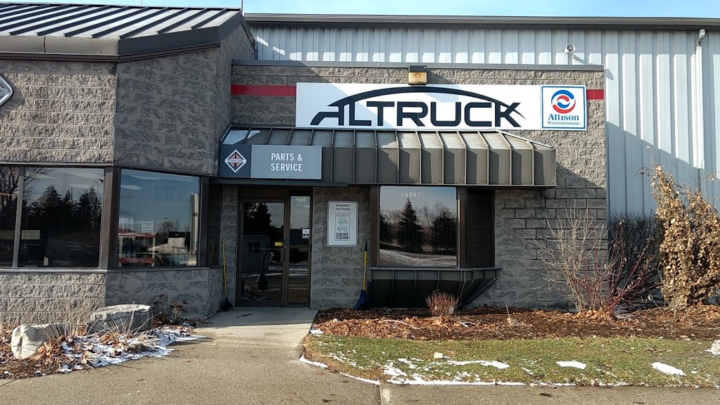 Altruck International Truck Centres | 405 Laird Rd, Guelph, ON N1G 4P7, Canada | Phone: (519) 821-0070