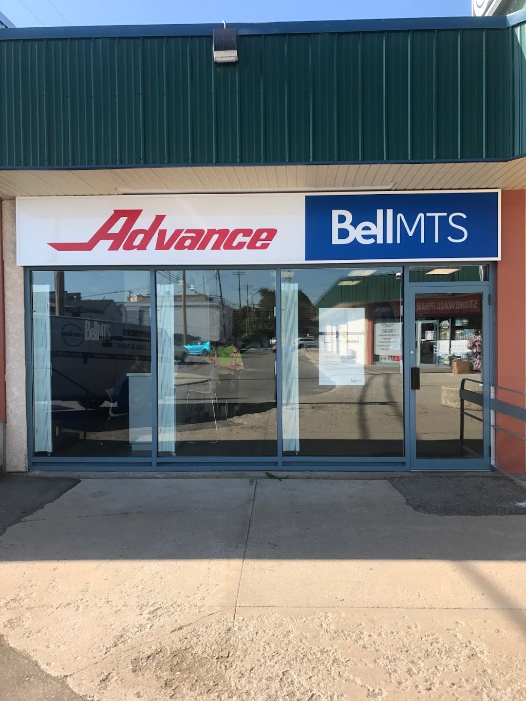 Advance BellMTS | 10-333 Main St, Stonewall, MB R0C 2Z0, Canada | Phone: (204) 467-2550