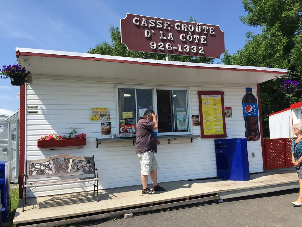 Casse-Croûte Dla Côte | 6620 Rte Marie-Victorin, St-Croix, QC G0S 2H0, Canada | Phone: (418) 926-1332