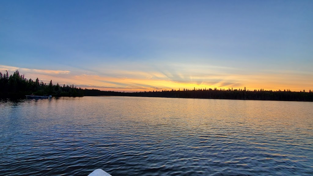 Stramond Lake Lodge | Unnamed road, Lac-Lenôtre, QC J0W 1H0, Canada | Phone: (514) 592-0079