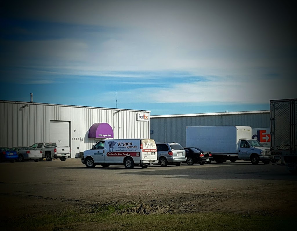 FedEx Ship Centre | 2520 Airport Rd #1, Regina, SK S4W 1A3, Canada | Phone: (800) 463-3339