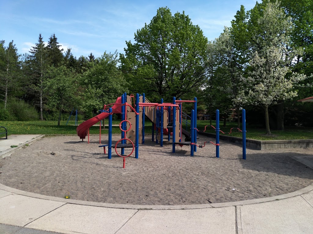 Maple Airport Park | 121 Avro Rd, Maple, ON L6A 1Y2, Canada | Phone: (905) 832-2281