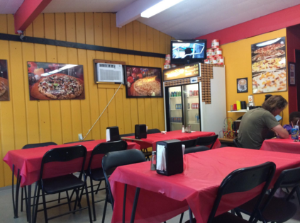 Frankies Pizza | 1209 Trans-Canada Hwy, Sorrento, BC V0E 2W0, Canada | Phone: (250) 675-3100