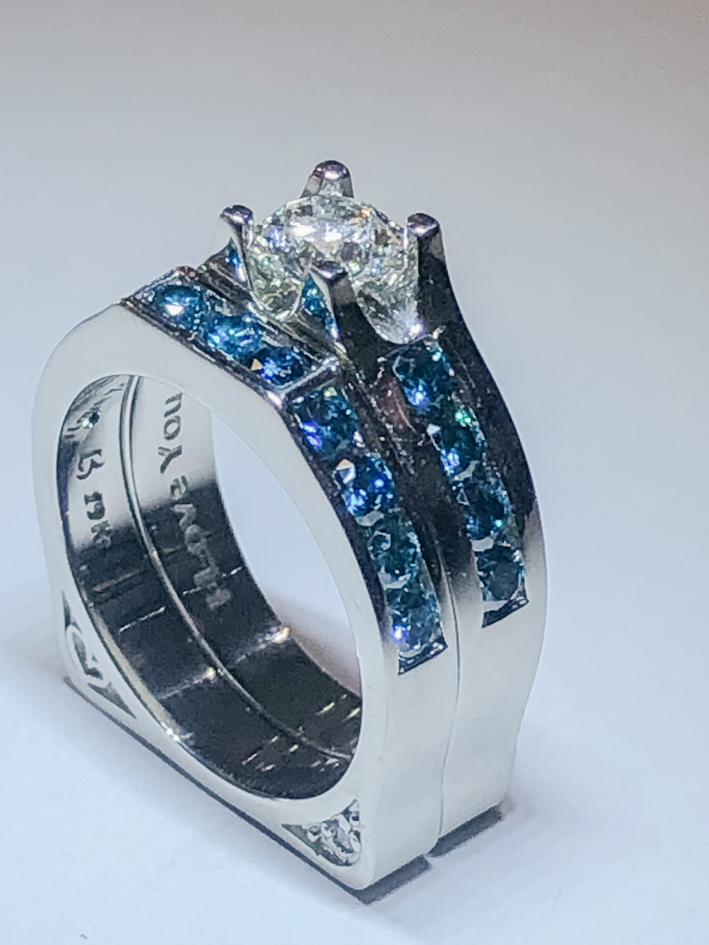 Artemis Jewellers | 2004 50 Ave #163, Red Deer, AB T4R 3A2, Canada | Phone: (403) 309-9434