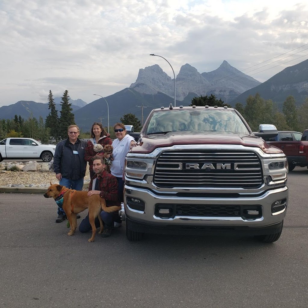 Canmore Chrysler Dodge Jeep Ram | 101 Bow Valley Trail, Canmore, AB T1W 1N8, Canada | Phone: (403) 678-5881