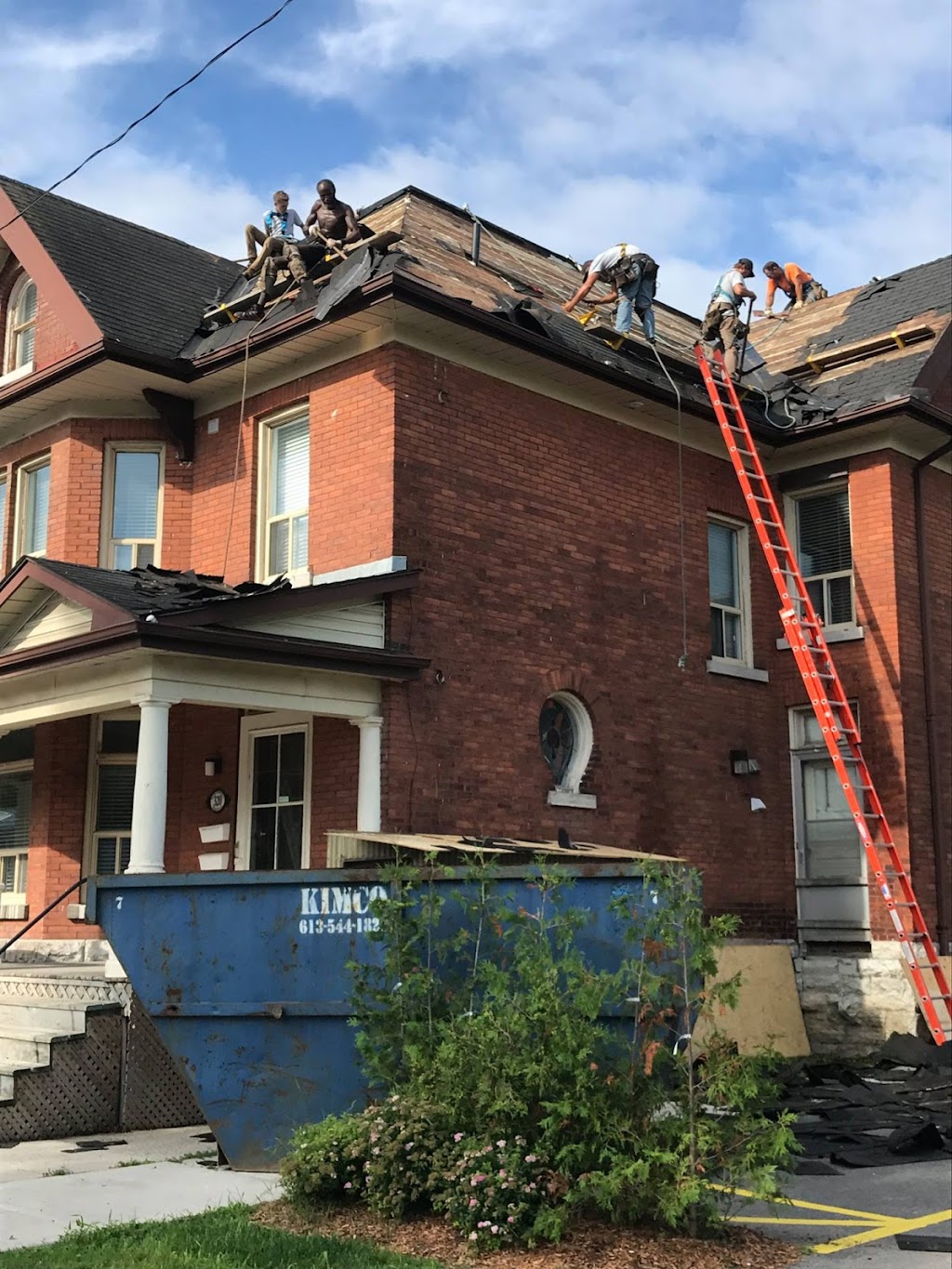 Kerrs Roofing | 65 Grant Timmins Dr, Kingston, ON K7M 8N3, Canada | Phone: (613) 561-4061