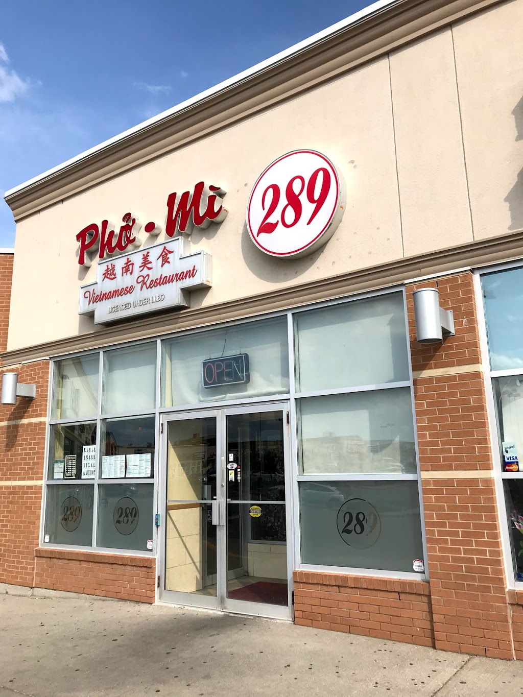 Pho Mi 289 | 6550 Meadowvale Town Centre Cir, Mississauga, ON L5N 4B7, Canada | Phone: (905) 286-1881