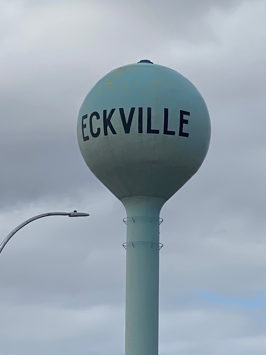 Eckville Estates Mobile Home Park | 5823 52 St, Eckville, AB T0M 0X0, Canada | Phone: (403) 318-3788