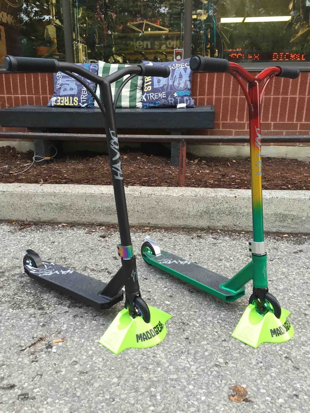 Crop Circle Scooters | 470 N Rivermede Rd #15, Concord, ON L4K 3M9, Canada | Phone: (647) 235-3241