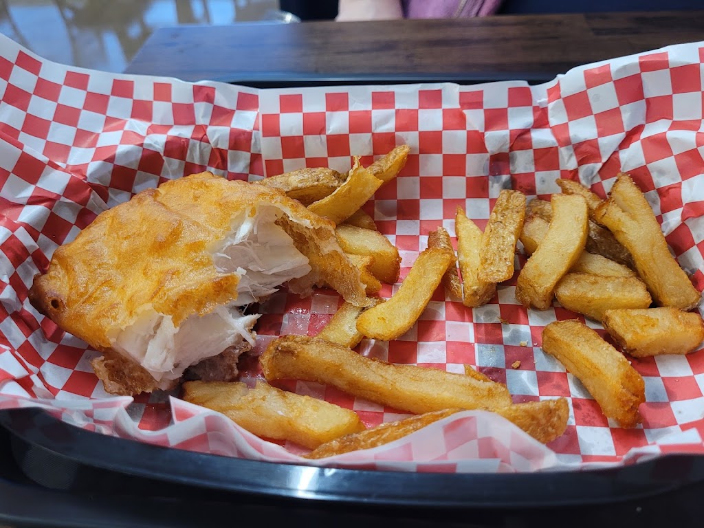 Wee Scots Fish and Chippy | 725 Notre Dame Dr, London, ON N6J 3B6, Canada | Phone: (519) 668-7785