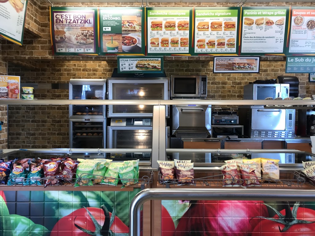 Restaurant SUBWAY | 3500 Chemin des Quatre-Bourgeois, Québec, QC G1W 2L2, Canada | Phone: (418) 651-1314