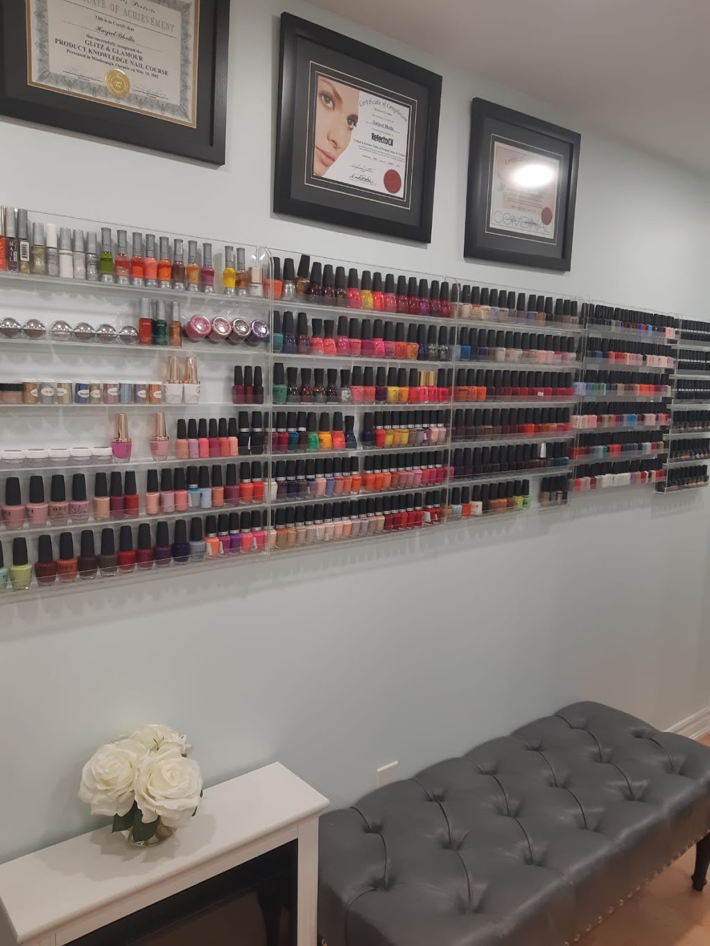 Unique Gems & Beauty Boutique | 194 Lakeshore Rd W, Mississauga, ON L5H 1G6, Canada | Phone: (905) 990-4367