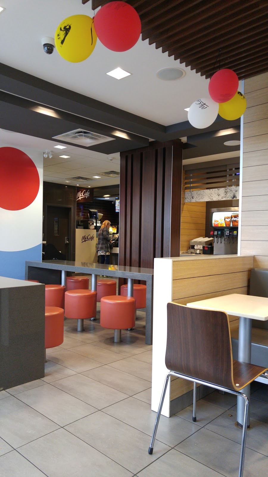 McDonalds | 1500 Chemin de Saint-Jean, La Prairie, QC J5R 2L7, Canada | Phone: (450) 444-3078