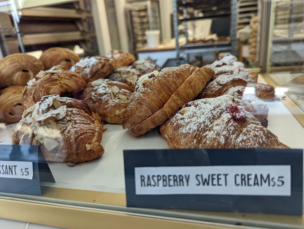 Bedard Bakery | 110 Gerrish St, Windsor, NS B0N 2T0, Canada | Phone: (902) 798-4112