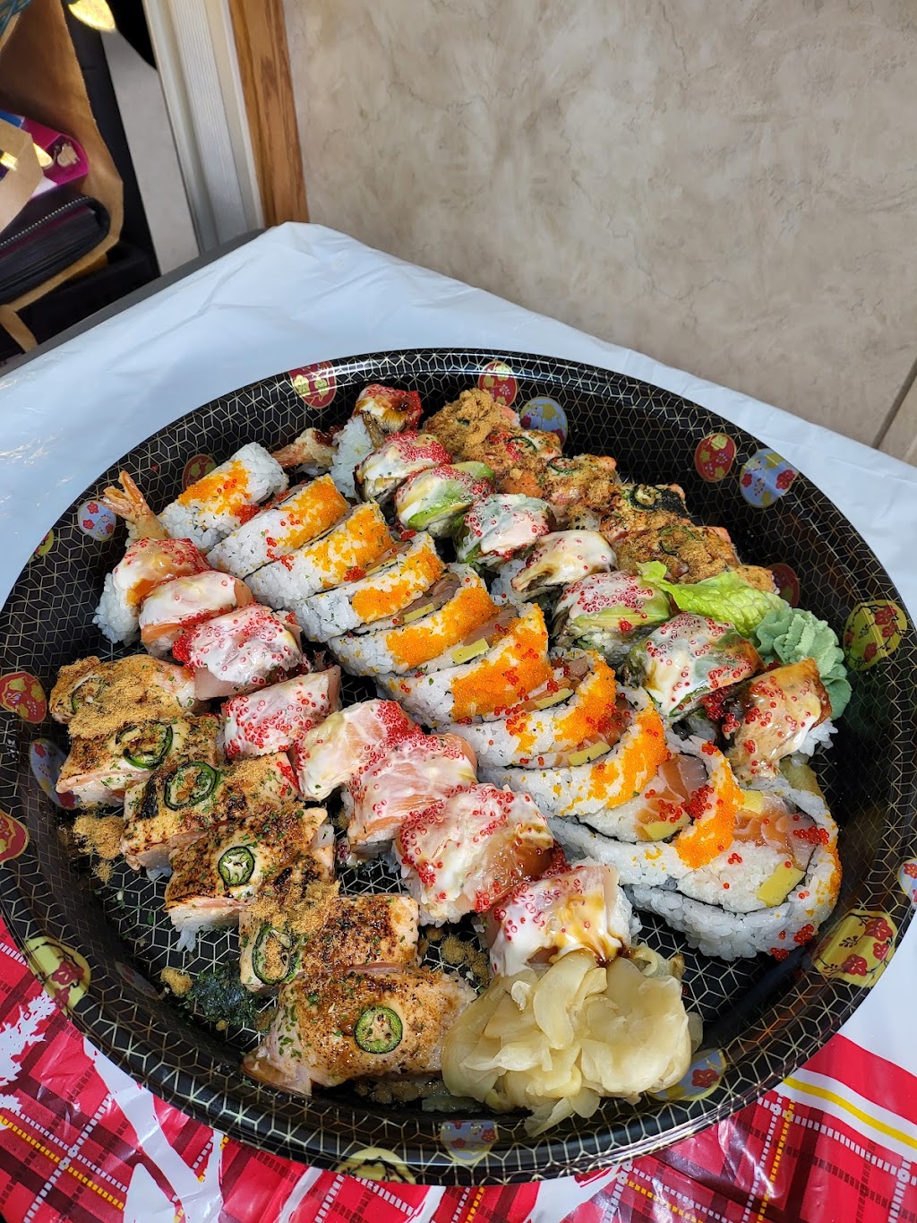 iSushi Japanese Restaurant | 3883 Rupert St, Vancouver, BC V5R 2G7, Canada | Phone: (604) 336-6553