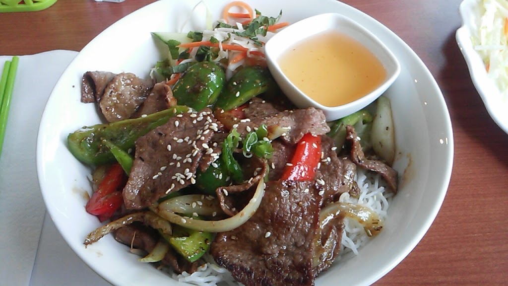 Pho Asie | 3273 Rue Jean-Talon Est, Montréal, QC H2A 1W6, Canada | Phone: (514) 727-8888