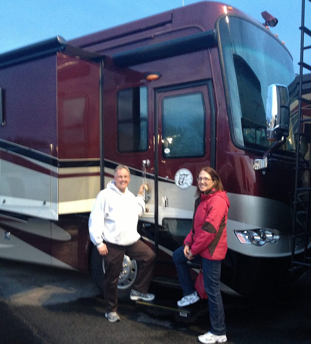 Colton RV | 3122 Niagara Falls Blvd, North Tonawanda, NY 14120, USA | Phone: (800) 628-4889