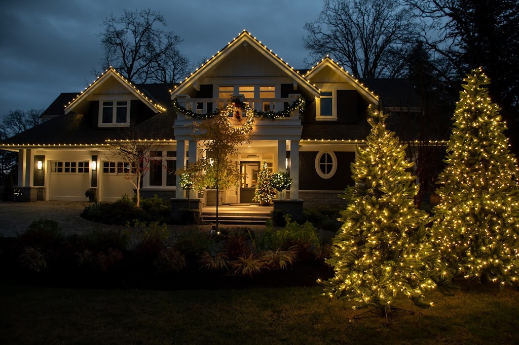 Light Right Outdoor Lighting | 4089 Quadra St, Victoria, BC V8X 1K7, Canada | Phone: (672) 974-5483