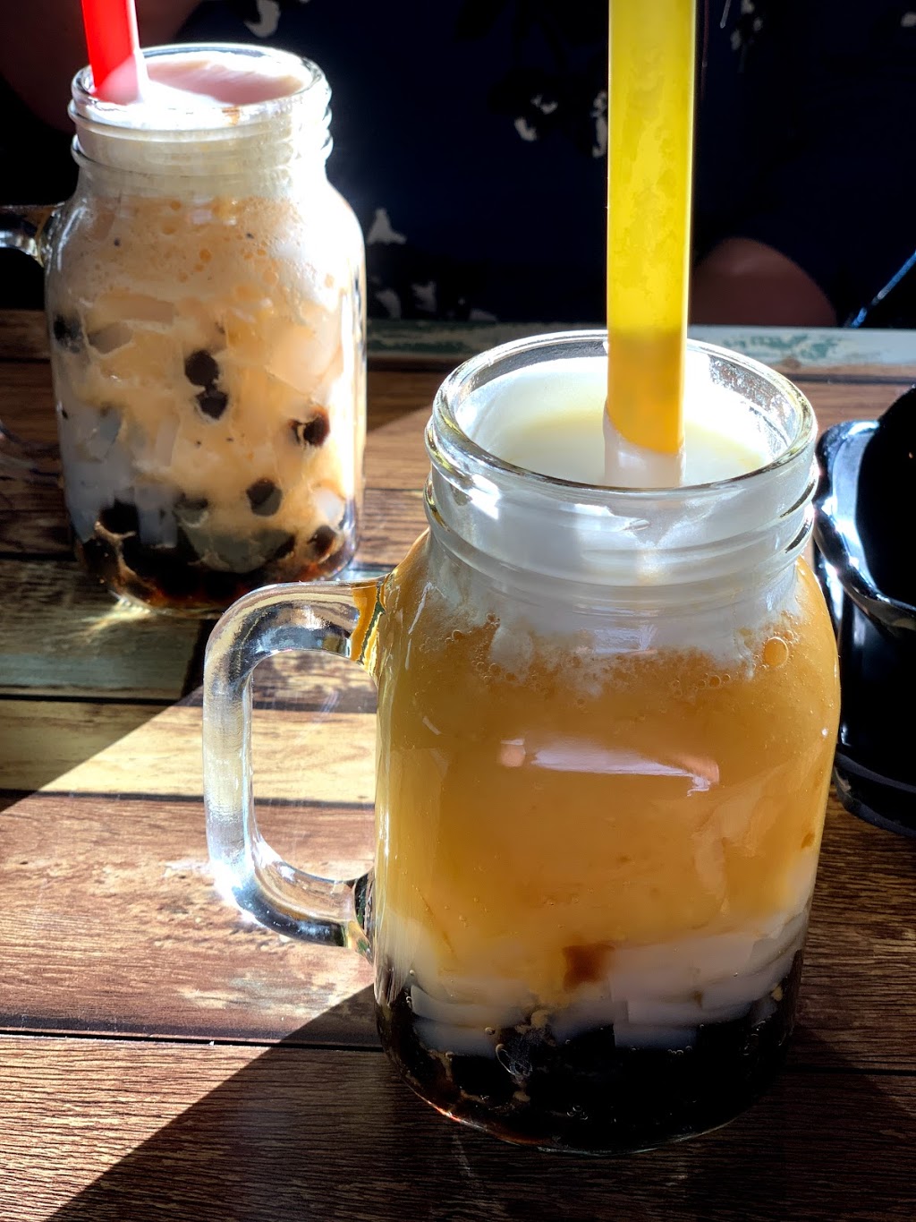 Twenty thirty bubble tea | 602 16 Ave NW, Calgary, AB T2M 0J7, Canada