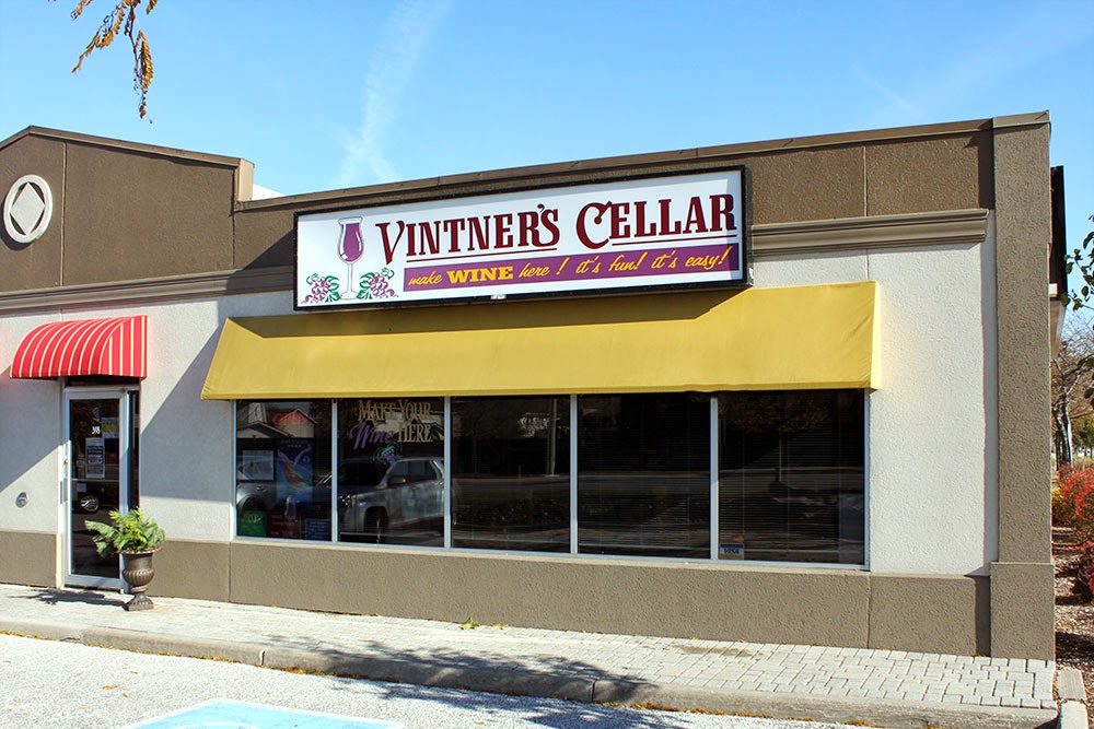 Vintners Cellar Tecumseh | 398 Manning Rd, Windsor, ON N8N 2G8, Canada | Phone: (519) 979-7288