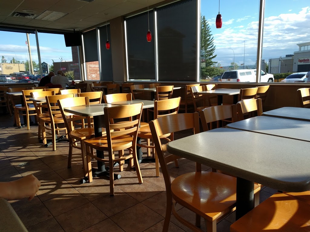 Wendys | 121 150 Crowfoot Crescent NW, Calgary, AB T3G 3T2, Canada | Phone: (403) 239-2620