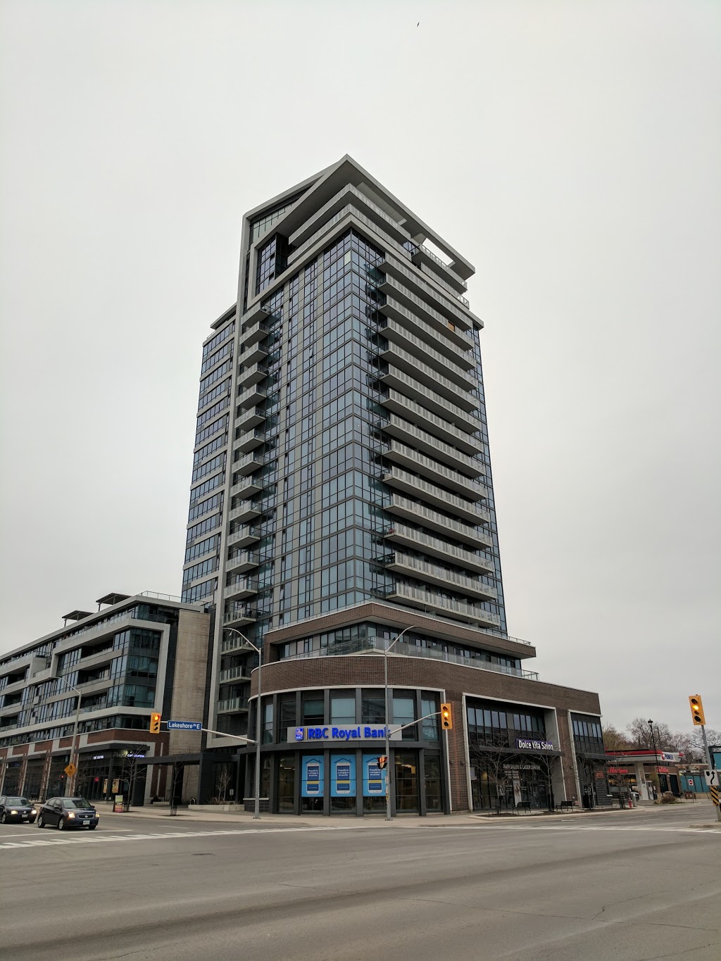 RBC Royal Bank | 1 Hurontario St, Mississauga, ON L5G 0A3, Canada | Phone: (905) 271-3377