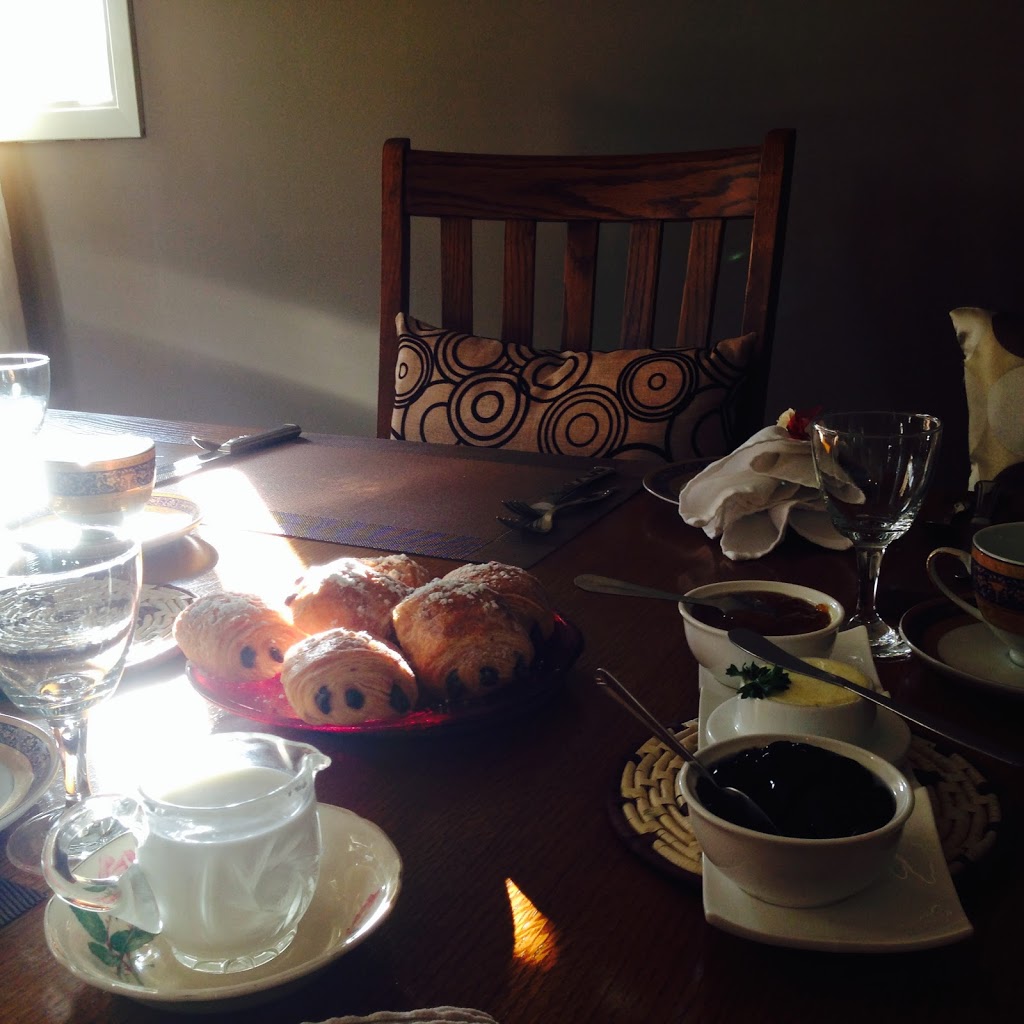 Hoppys Bed & Breakfast | 800 Charlotte St, Niagara-on-the-Lake, ON L0S 1J0, Canada | Phone: (905) 468-3922