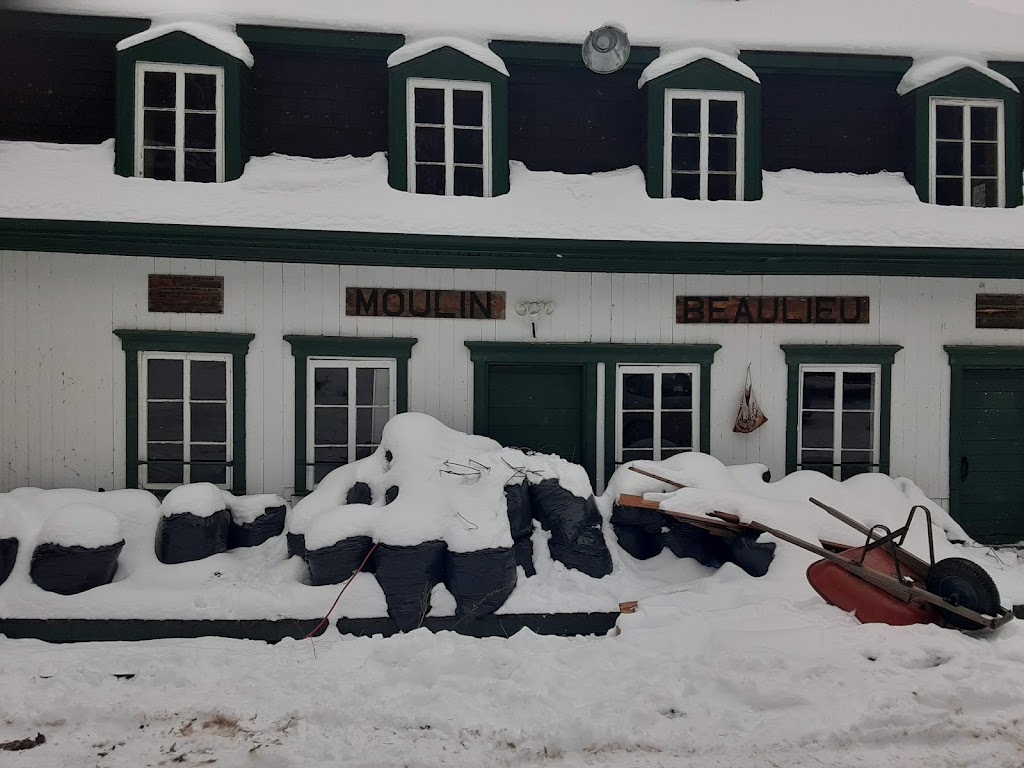 Ferme Coop du Moulin | Rte du Cap, Les Basques, QC G0L 2N0, Canada | Phone: (581) 319-3591