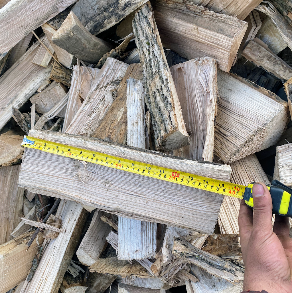 Royal York Firewood | 6 Hunthill Ct, Etobicoke, ON M9A 4A2, Canada | Phone: (647) 893-6250