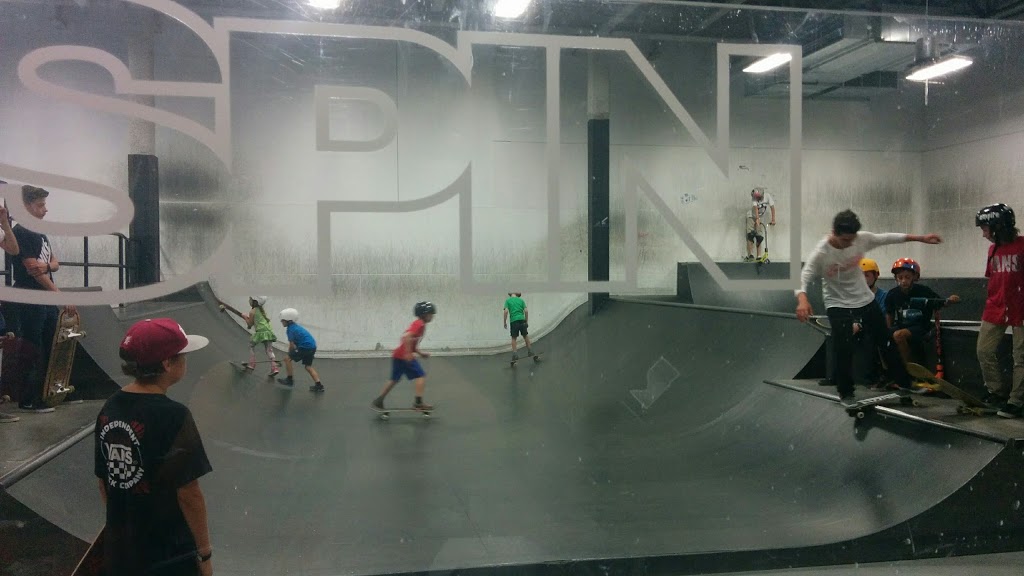 Spin Skatepark / Skateshop | 9520 Boulevard Leduc #05, Brossard, QC J4Y 0B3, Canada | Phone: (450) 890-9520