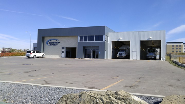 Gateway Car & Truck Wash | 36 Gateway Dr NE, Airdrie, AB T4B 0J6, Canada | Phone: (403) 948-9900