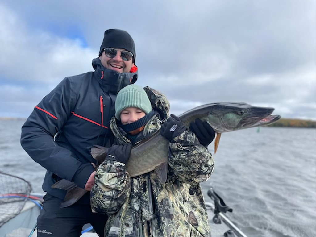 Kawartha Fishing Charters | 1495 Bridge Rd, Ennismore, ON K0L 1T0, Canada | Phone: (705) 761-2748