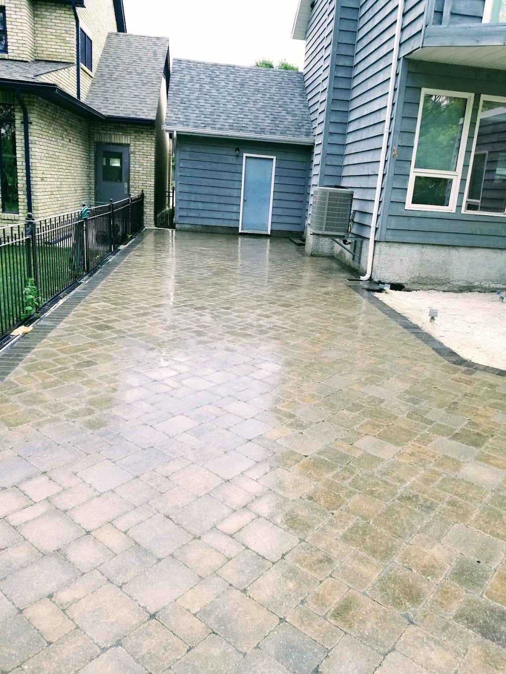 Champagne Landscaping | 11 Coral Reef Cove, Winnipeg, MB R3X 1G5, Canada | Phone: (204) 228-8150