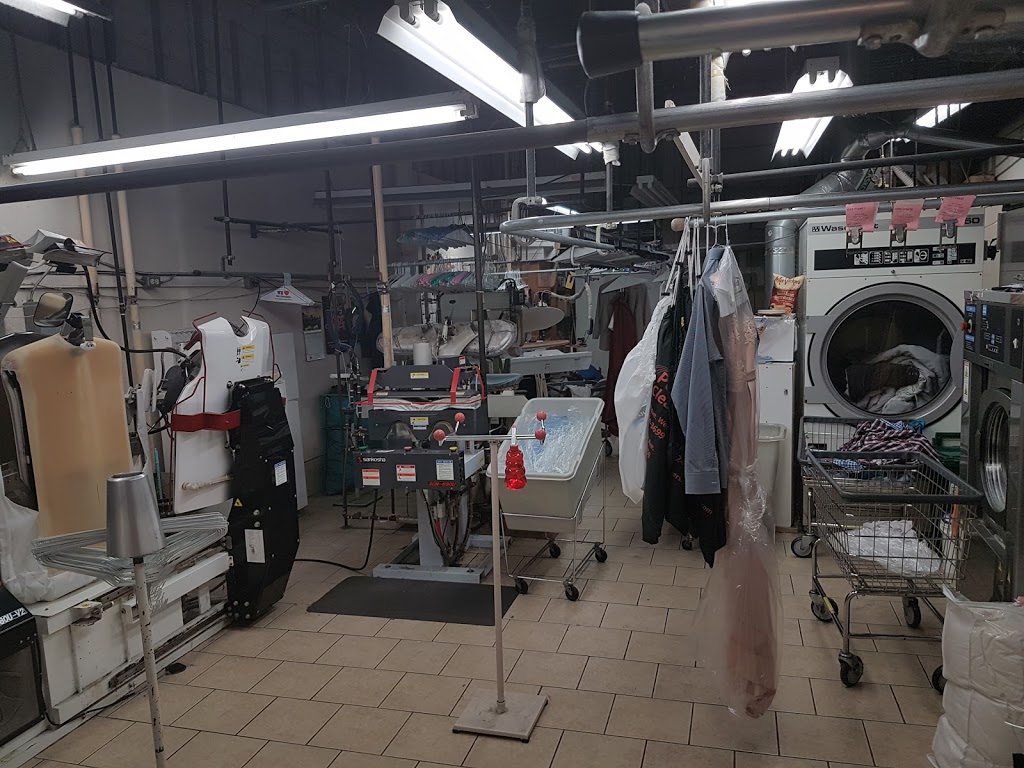 Splendid Dry Cleaners & Shirt Laundry Ltd | 441 Clark Ave W, Thornhill, ON L4J 5K2, Canada | Phone: (905) 764-3699