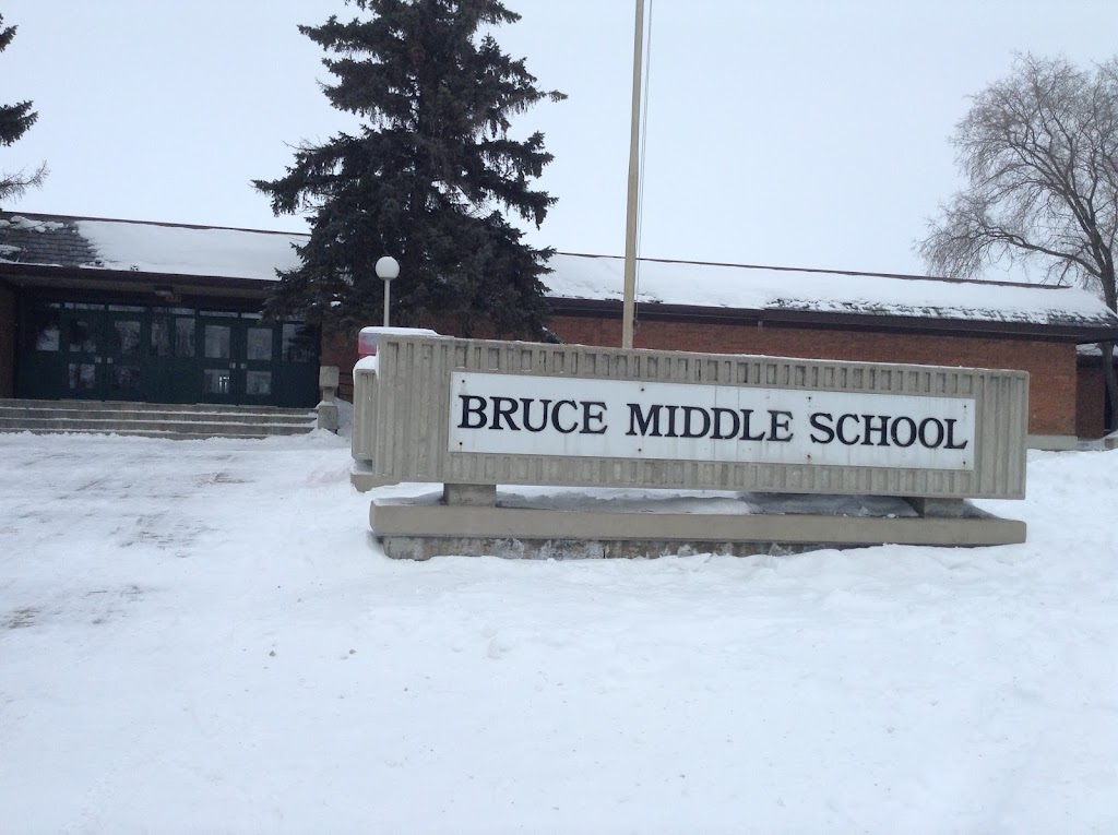 Bruce Middle School | 333 Booth Dr, Winnipeg, MB R3J 3M8, Canada | Phone: (204) 888-1990