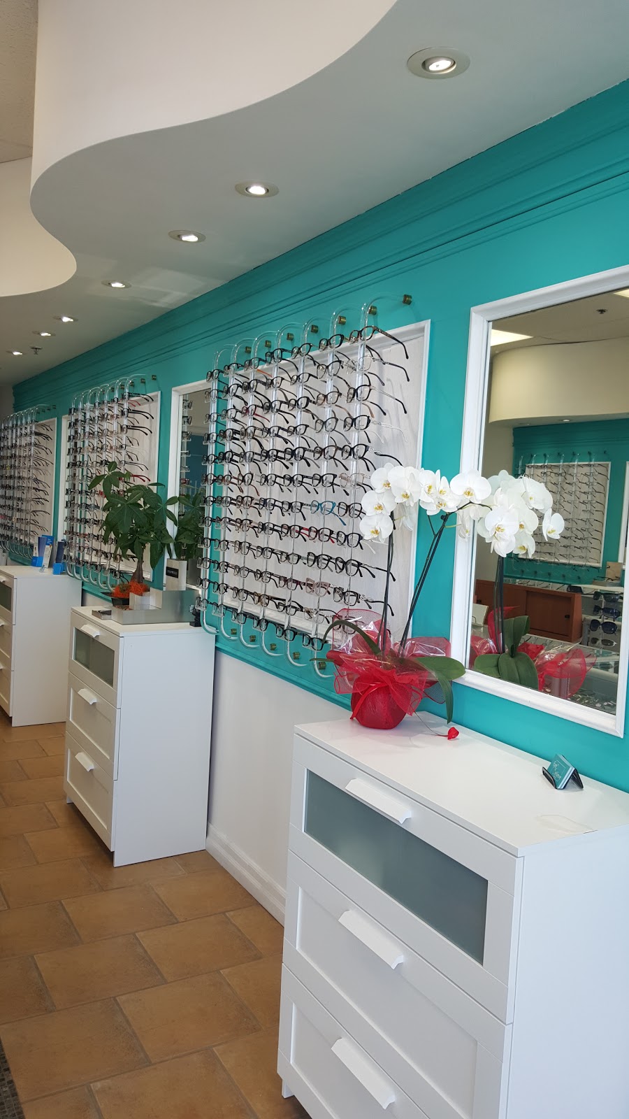 Eye Believe Optical | 960 Southdown Rd, Mississauga, ON L5J 2Y4, Canada | Phone: (905) 855-8990