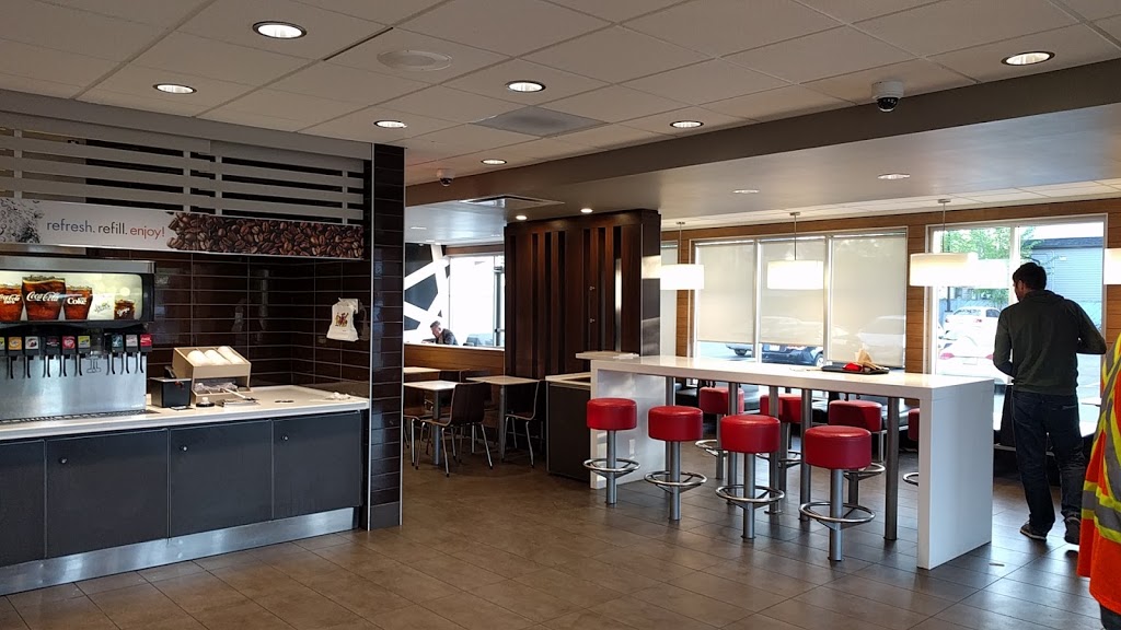 McDonalds | 507 23 Ave NW, Calgary, AB T2M 1S7, Canada | Phone: (403) 282-5322