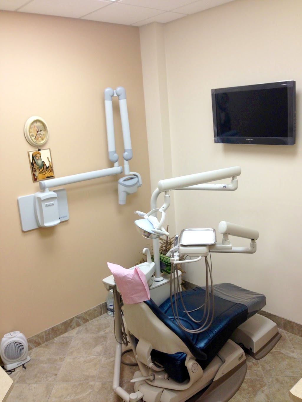 Dalecliff Dental | 209 Ellesmere Rd Unit # 4, Scarborough, ON M1R 4E2, Canada | Phone: (647) 350-7700