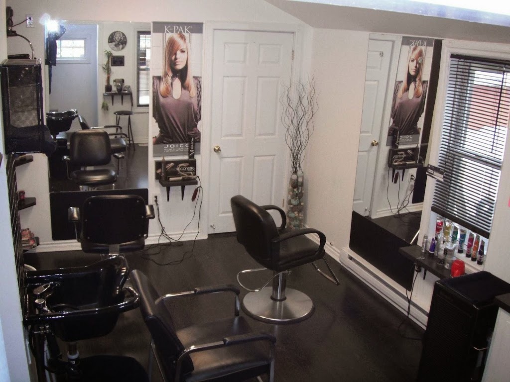 hair addiction | 106 High St, London, ON N6C 4K1, Canada | Phone: (519) 204-3663