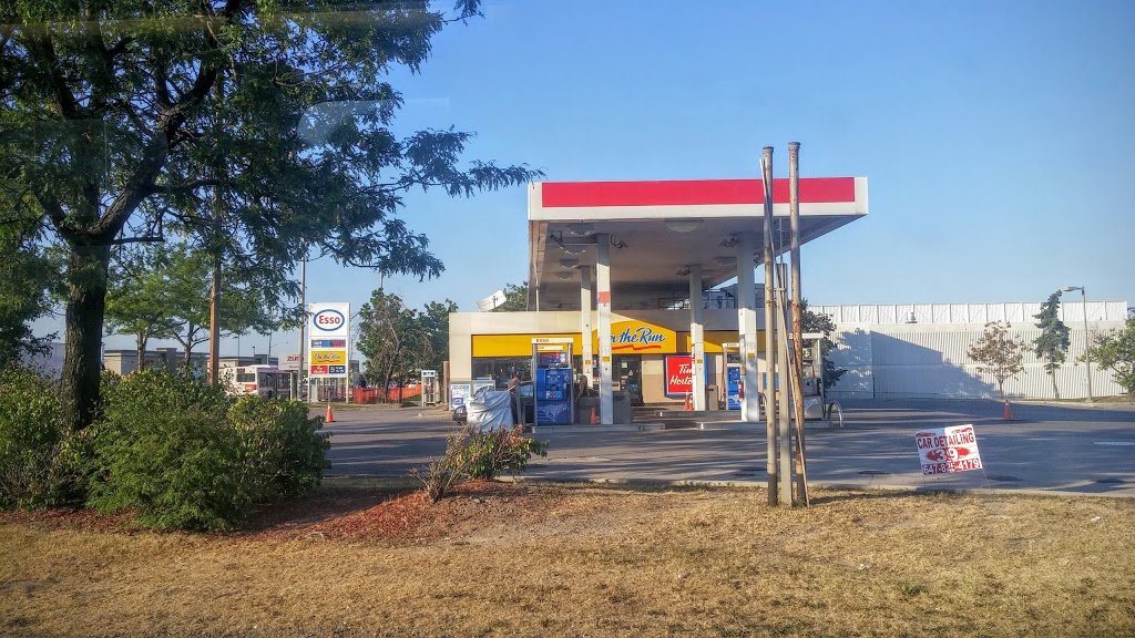 Esso | 7995 Kennedy Rd S, Brampton, ON L6W 0A2, Canada | Phone: (905) 451-9107