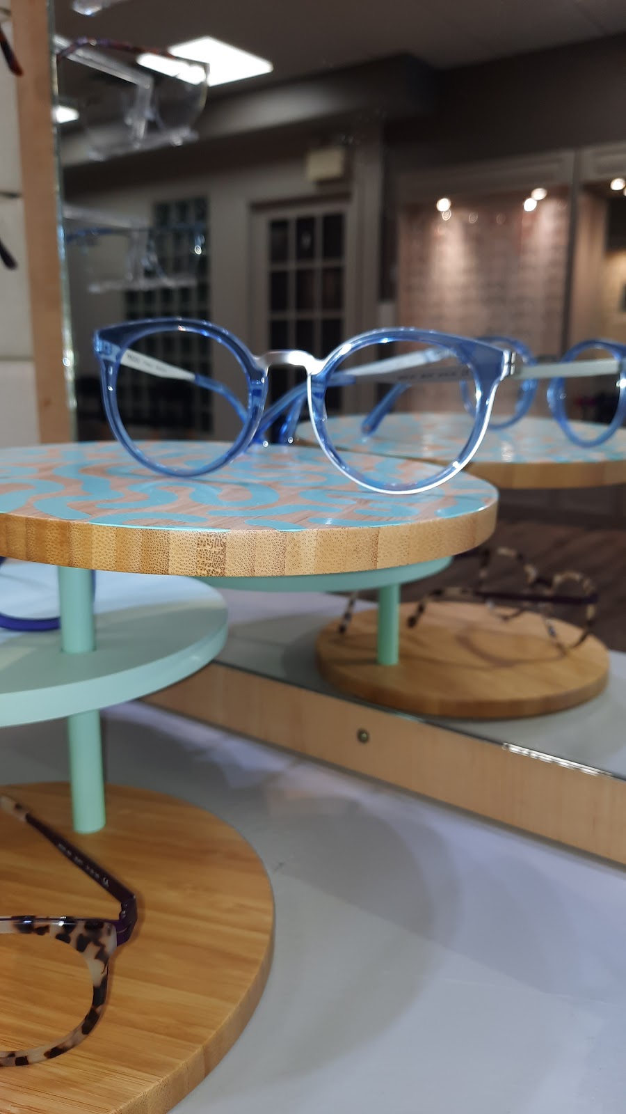 Trendy Eyewear | 147 S Albion St, Amherst, NS B4H 2X2, Canada | Phone: (902) 661-2040