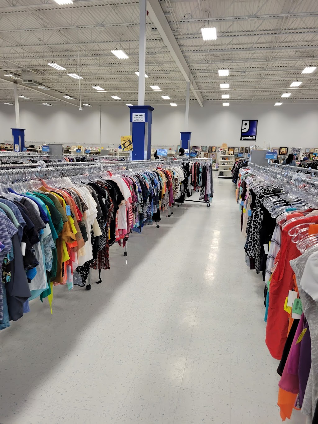 Goodwill Thrift Store | 730 St Albert Trail, St. Albert, AB T8N 7H5, Canada | Phone: (587) 570-5684