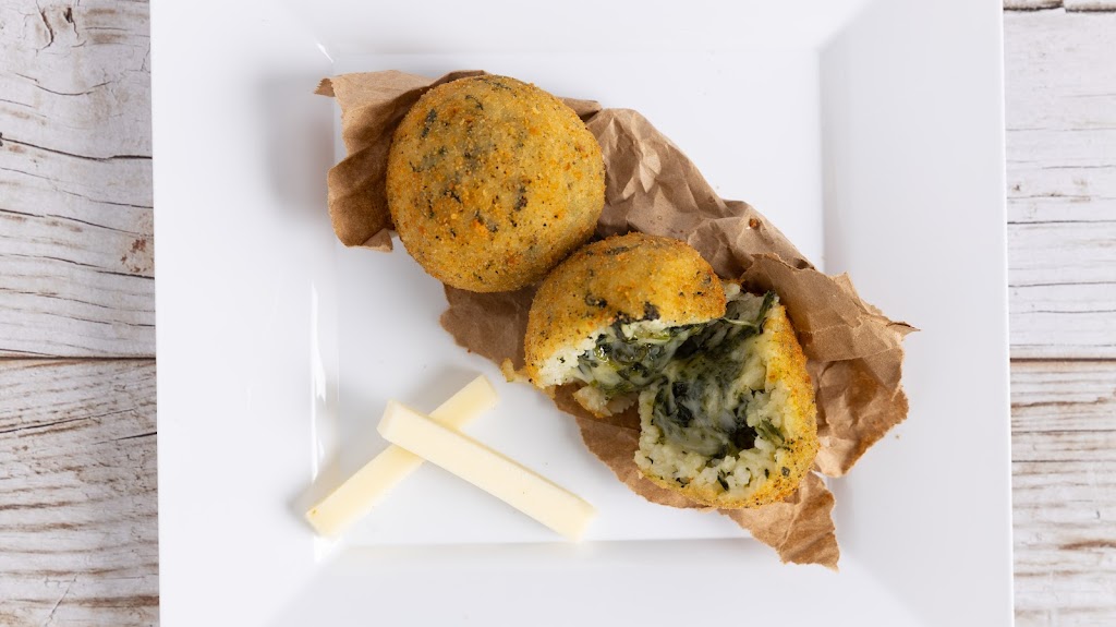 Arancini Lovers | 7 Hysel Rd, Toronto, ON M6L 2Y8, Canada | Phone: (647) 303-7098