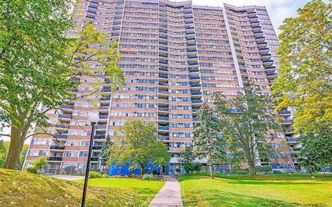 York Condominium Corporation 324 | 25 Silver Springs Blvd, Scarborough, ON M1V 1M9, Canada | Phone: (416) 293-1838