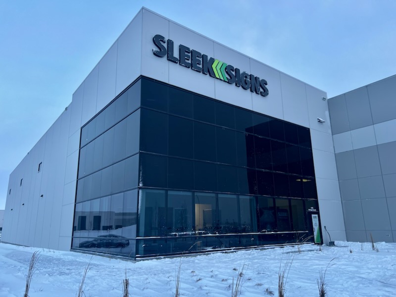 Sleek Signs - Calgary | 79 Freeport Cres NE #170, Calgary, AB T3J 3P9, Canada | Phone: (833) 359-7709