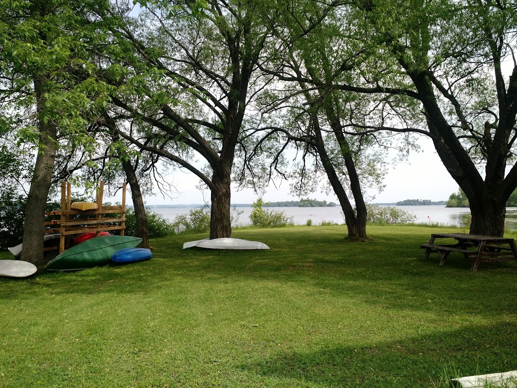 HAMMOCK HARBOUR | 4569 Concession Rd 12, Orillia, ON L3V 6H6, Canada | Phone: (705) 326-7885