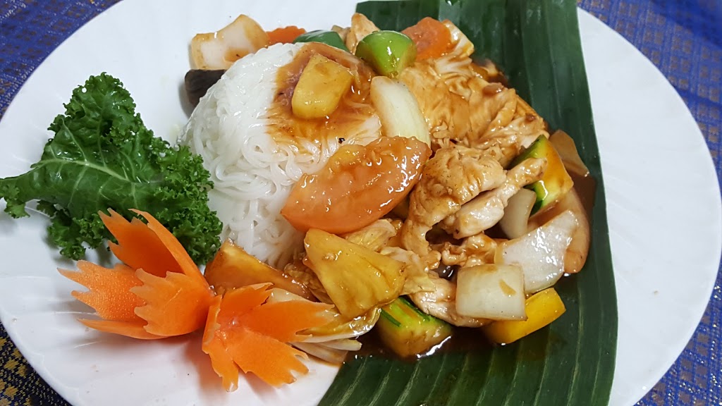 Viyasit Thai Kitchen | 2014 19 Ave, Didsbury, AB T0M 0W0, Canada | Phone: (403) 335-5099