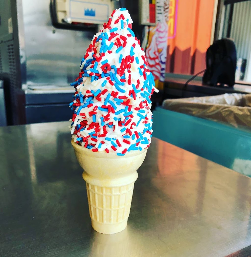 Bryces Ice Cream | 1 Naval Park Cove, Buffalo, NY 14202, USA | Phone: (716) 983-7696